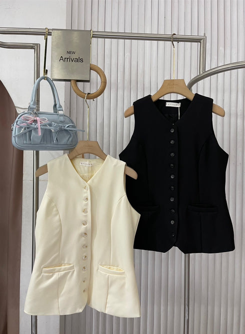 MATINEE Buttons Down Vest